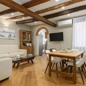 Vibe Florence - Via Della Chiesa 51